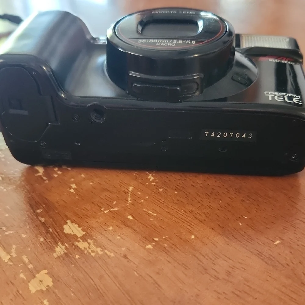 Minolta Freedom Tele Black Camera
